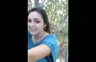 XXX Klein mit Ihrem Freund auf dem Bett, pornofilme mit älteren damen