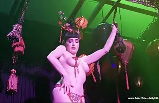 XXX Blasen durch Stücke kostenlose pornofilme mit älteren frauen sexy