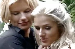 XXX Freundin pornos für ältere füllen cum mit schwarzen Hosen Mädchen nach blowjob