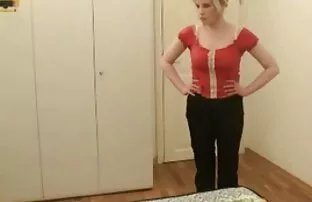 XXX Massage slapping pussy auf dem Tisch reife damen kostenlos