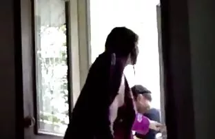 XXX Skinny teen Puppe masturbiert an geile reife frauen pornos der frischen Luft