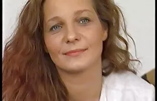 XXX Schönheit reife ladies pornos langsam ausziehen big tits