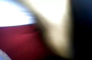 XXX Leidenschaftliche masturbation auf dem sex filme mit alten damen Bett vor der webcam,