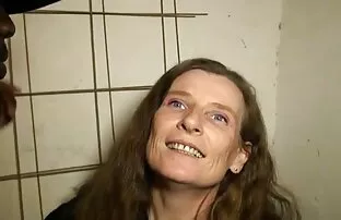 XXX Zwei Schuss in den erotikfilme mit reifen frauen Mund
